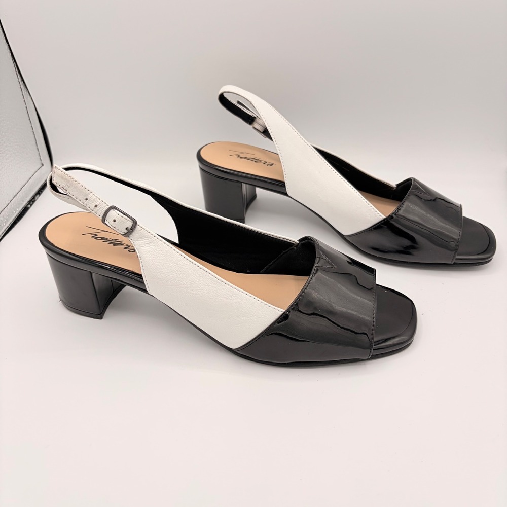 Trotters Slingback Sandals Size 10 Black White Patent Block Heel T2002